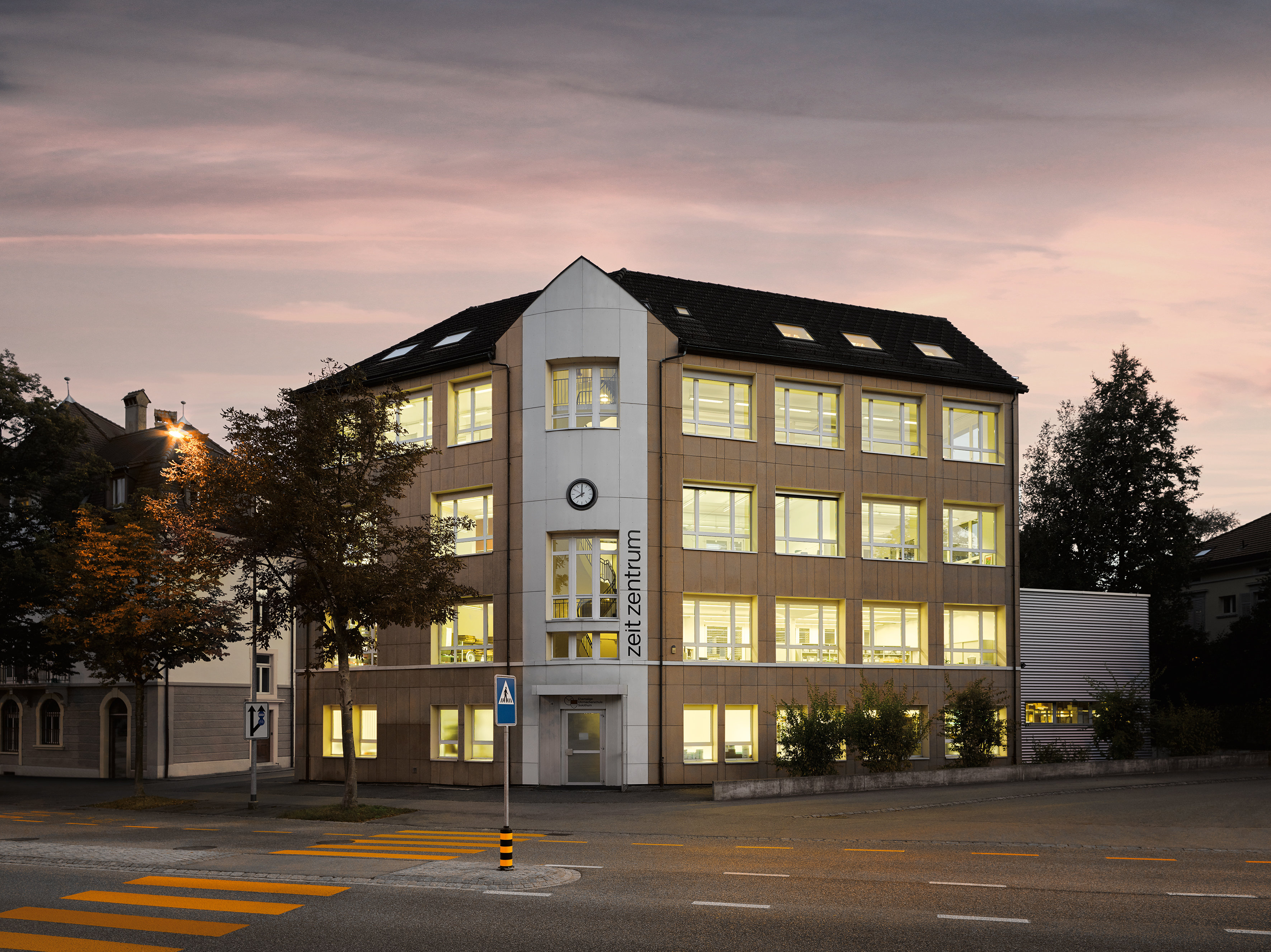 Фабрика виробника годинників Cover і Swiss Military by Chrono у місті Золотурн (Solothurn)